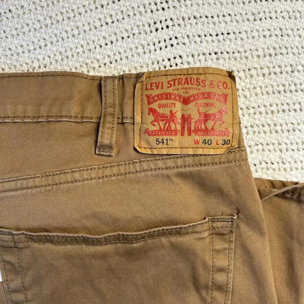 Levi's 541 Athletic‎ Taper Brown Canvas Pants 40x30